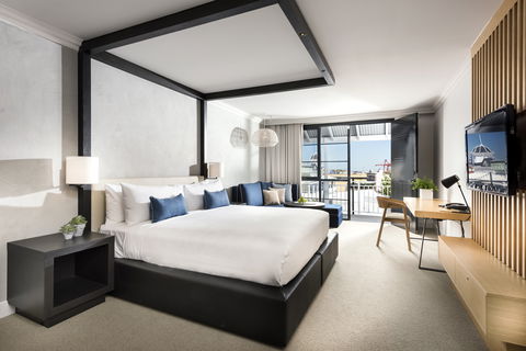 Tradewinds Hotel - Accommodation Noosa 1