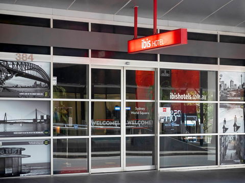 Hotel Ibis World Square - Accommodation Noosa 1