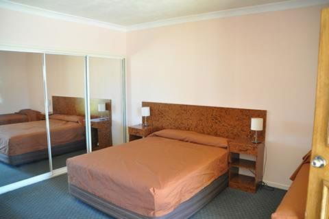 Townview Motel - Accommodation Noosa 1