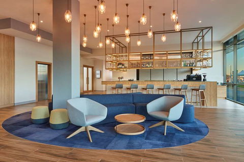 Hilton Garden Inn Albany - Accommodation Noosa 1