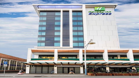 Holiday Inn Express Adelaide City Centre - Accommodation Noosa 1