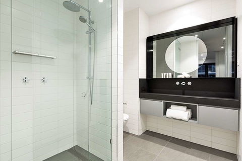 Tyrian Serviced Apts Albert Park Lane - Accommodation Noosa 1