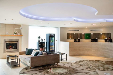 The Terrace Hotel - Accommodation Noosa 1