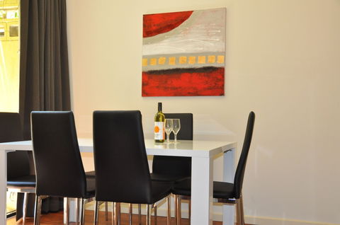 RNR Apartments, Adelaide - Accommodation Noosa 2