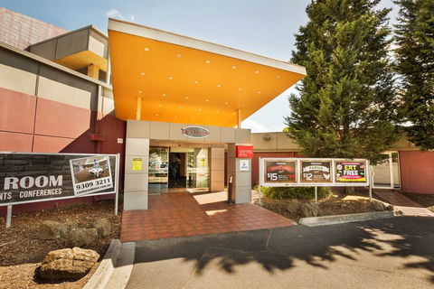 Nightcap At Coolaroo Hotel - Accommodation Noosa 0
