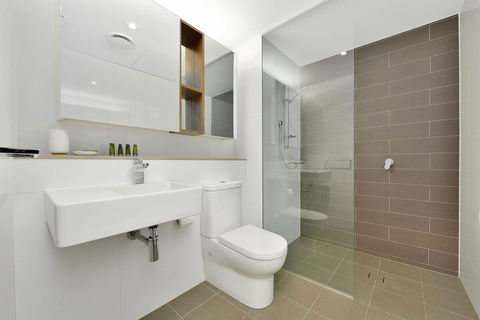 Astra Apartments MacQuarie Park - Accommodation Noosa 1