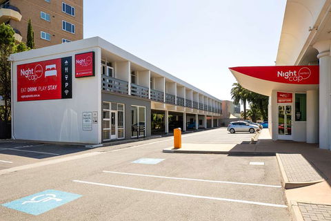 Watermark Glenelg - Accommodation Noosa 0