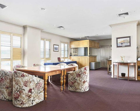 Quality Inn Colonial - Accommodation Noosa 2