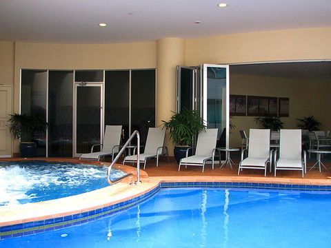 MacArthur Chambers - Accommodation Noosa 2