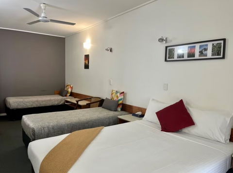 Ayr Traveller's Motel - Accommodation Noosa 12