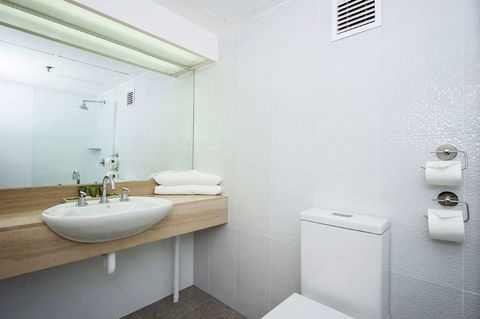 Best Western Plus Hotel Lord Forrest - Accommodation Noosa 16