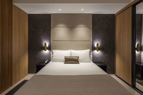 SKYE Suites Sydney - Accommodation Noosa 1