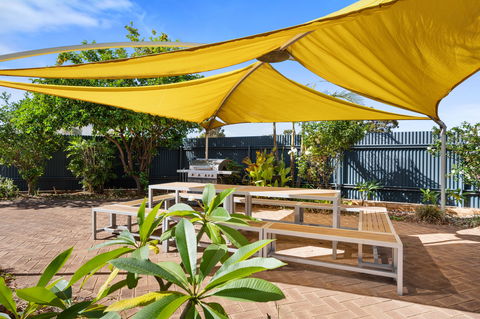 The View On Hannans - Accommodation Noosa 3