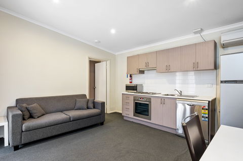 The View On Hannans - Accommodation Noosa 16