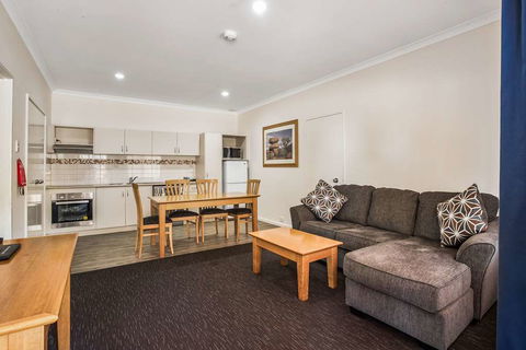 Karratha Central Apartments - Accommodation Noosa 11