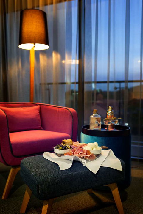 East Hotel - Accommodation Noosa 12