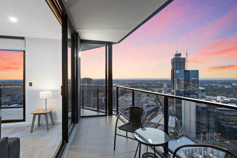 Astra Apartments Parramatta - Skyrise - Accommodation Noosa 2