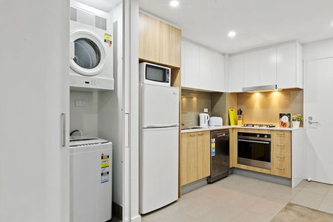 Astra Apartments Parramatta - Skyrise - Accommodation Noosa 16