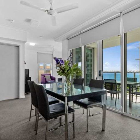 H On Mitchell Apartment Hotel - Accommodation Noosa 9