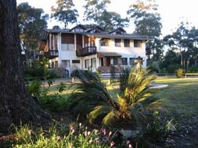 Chalet Swisse Spa - Accommodation Noosa 0