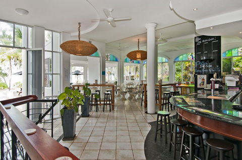 Sarayi Boutique Hotel - Accommodation Noosa 2