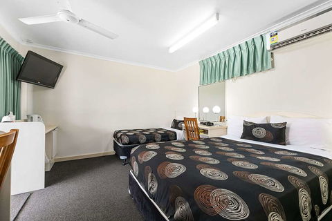 Econo Lodge Park Lane - Accommodation Noosa 1