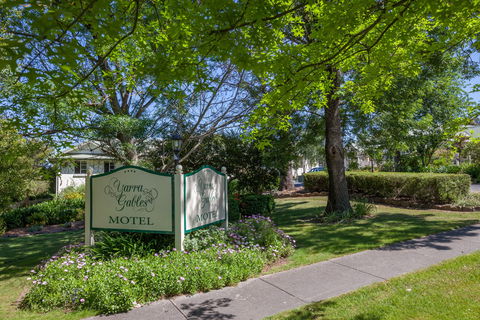 Yarra Gables Motel - Accommodation Noosa 0