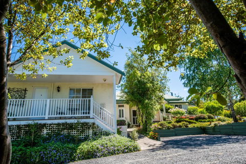 Yarra Gables Motel - Accommodation Noosa 1