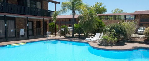 Maclin Lodge - Accommodation Noosa 1