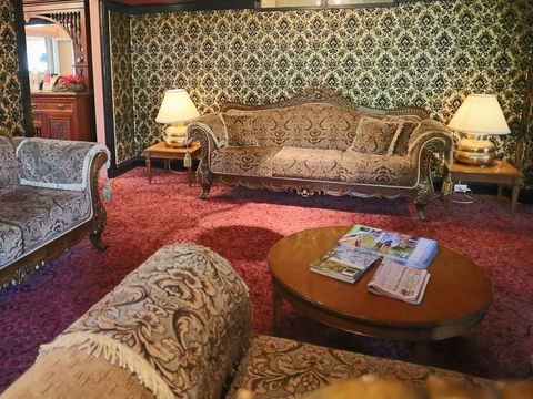 Hotel Blue - Accommodation Noosa 1