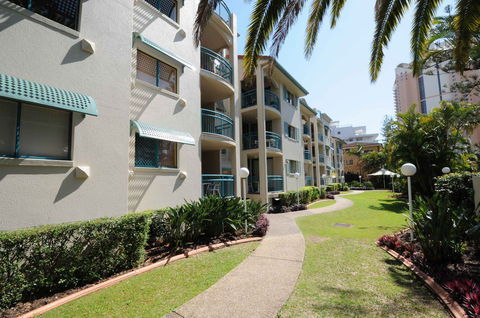 Aruba Beach Resort - Accommodation Noosa 0