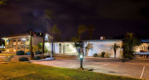 Hospitality Geraldton, SureStay By BW - Accommodation Noosa 0