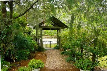 Kemeys Mountain Hideaway - Accommodation Noosa 0