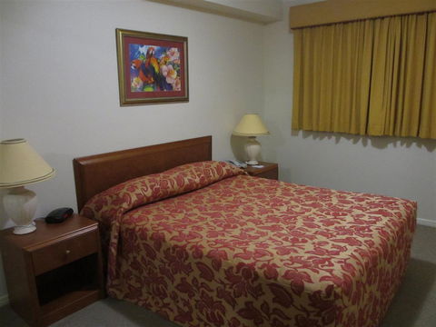 Springwood Tower Apartment Hotel - Accommodation Noosa 1