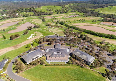Yarra Valley Lodge - Accommodation Noosa 2