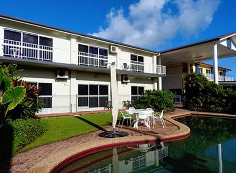 Barrier Reef Motel - Accommodation Noosa 0