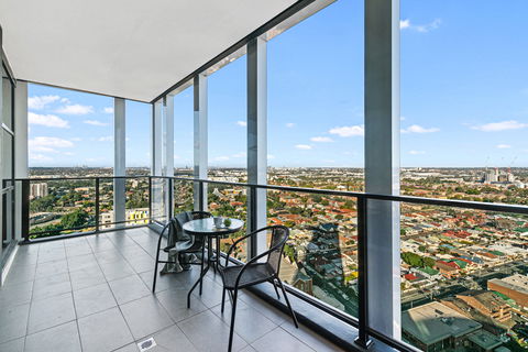 Astra Apartments Parramatta - Skyrise - Accommodation Noosa 1