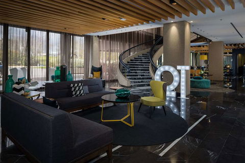 QT Canberra - Accommodation Noosa 2