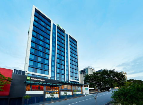 Holiday Inn Express Brisbane Central - Accommodation Noosa 1