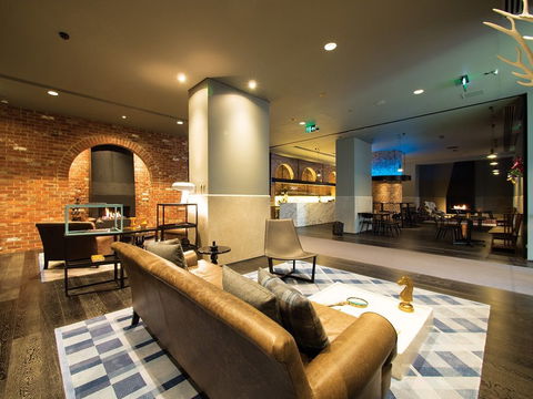 WRAP On Southbank - Accommodation Noosa 1
