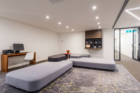 Jasper Hotel - Accommodation Noosa 2