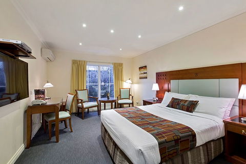 Best Western Plus The Buckingham Inn - Accommodation Noosa 2