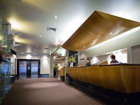 Hotel Grand Chancellor - Accommodation Noosa 1