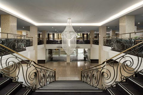 The Victoria Hotel Melbourne - Accommodation Noosa 2