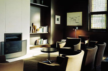 Mansion Hotel & Spa - Accommodation Noosa 2