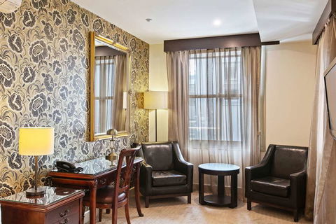 Quality Inn Heritage On Lydiard - Accommodation Noosa 2