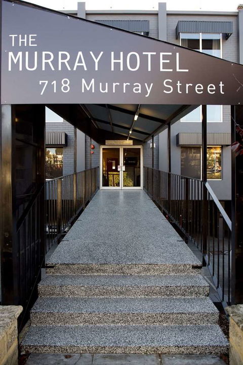 The Murray Hotel - Accommodation Noosa 1