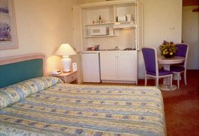 The Crescent On Bayswater - Accommodation Noosa 0