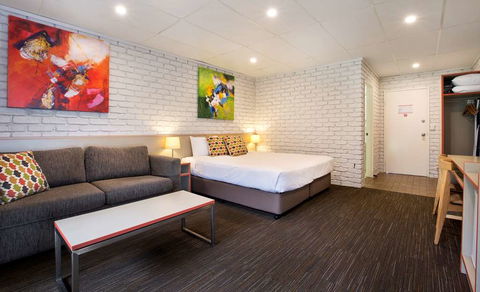 Villa Noosa Hotel - Accommodation Noosa 2