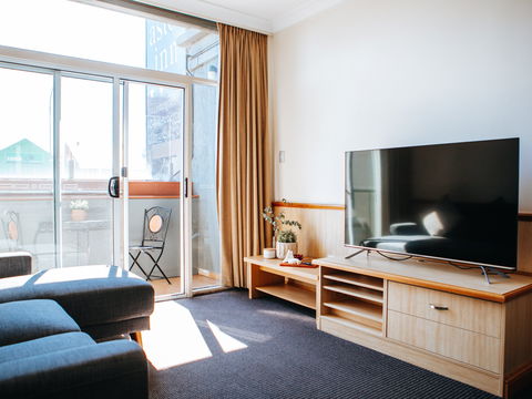 Astor Inn - Accommodation Noosa 1